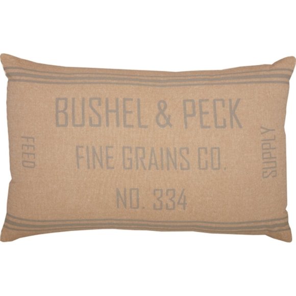 Farmhouse burlap decorative pillow - Picture 3 of 5